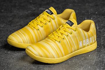 Men's Nobull Lightning Burst Trainers Yellow | SG H2315A